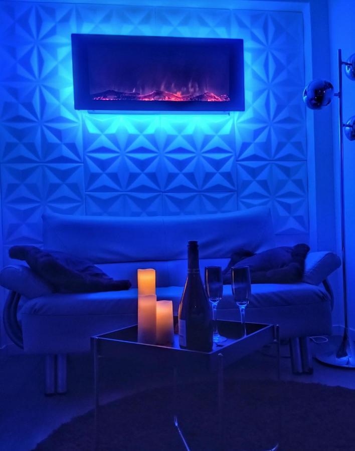 Appartement Romantique Et Jacuzzi , Blagnac 10 Min De Toulouse *