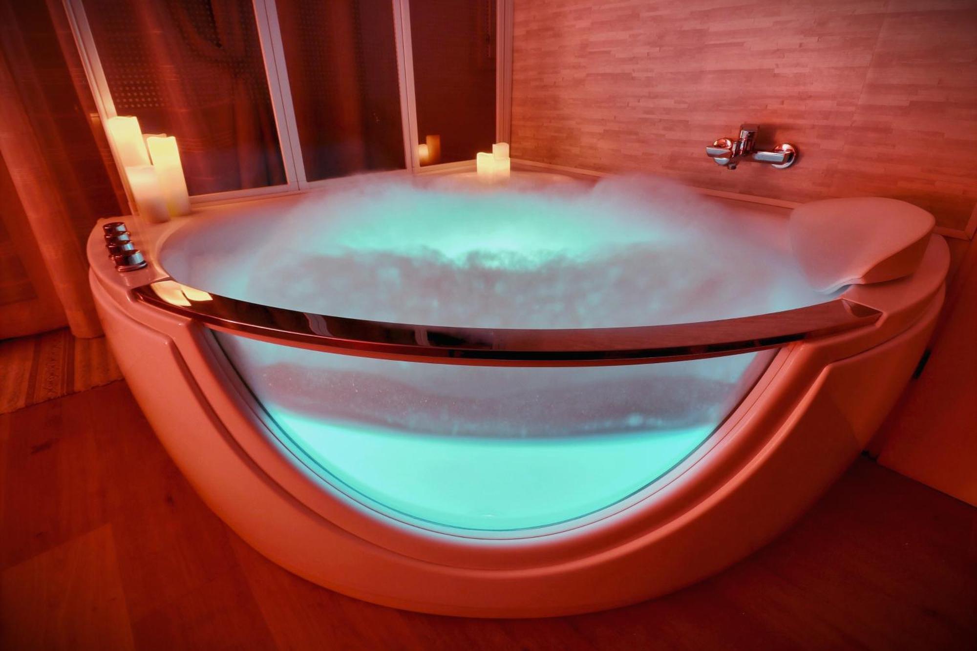 Appartement Nuit Romantique avec Jacuzzi à 15 min de Toulouse Blagnac